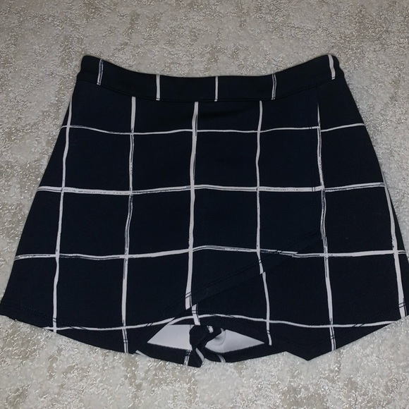 Navy Plaid Skort - Picture 1 of 3